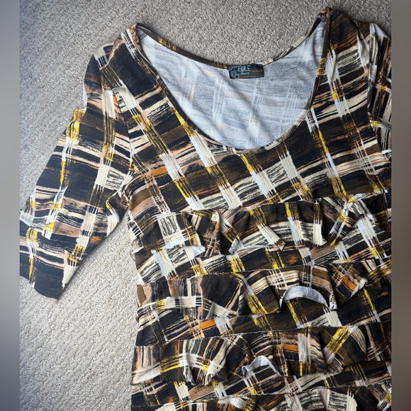 Abstract Patterned Dress - Picture 3 of 5